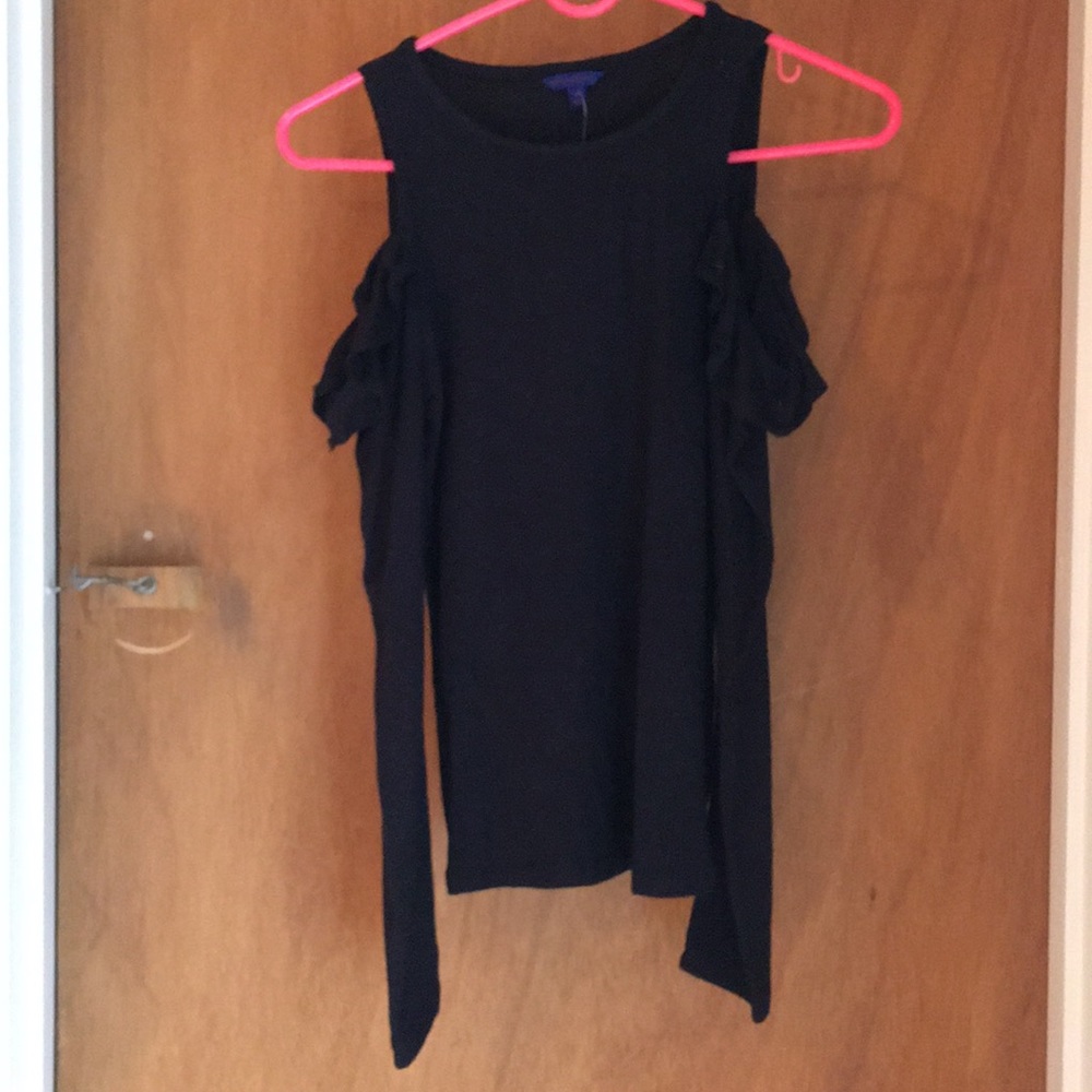 Soft And Cozy Peak A Boo Sleeve Sweater . NWT